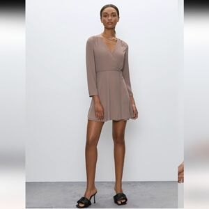 Aritzia Babaton Optima XS dress